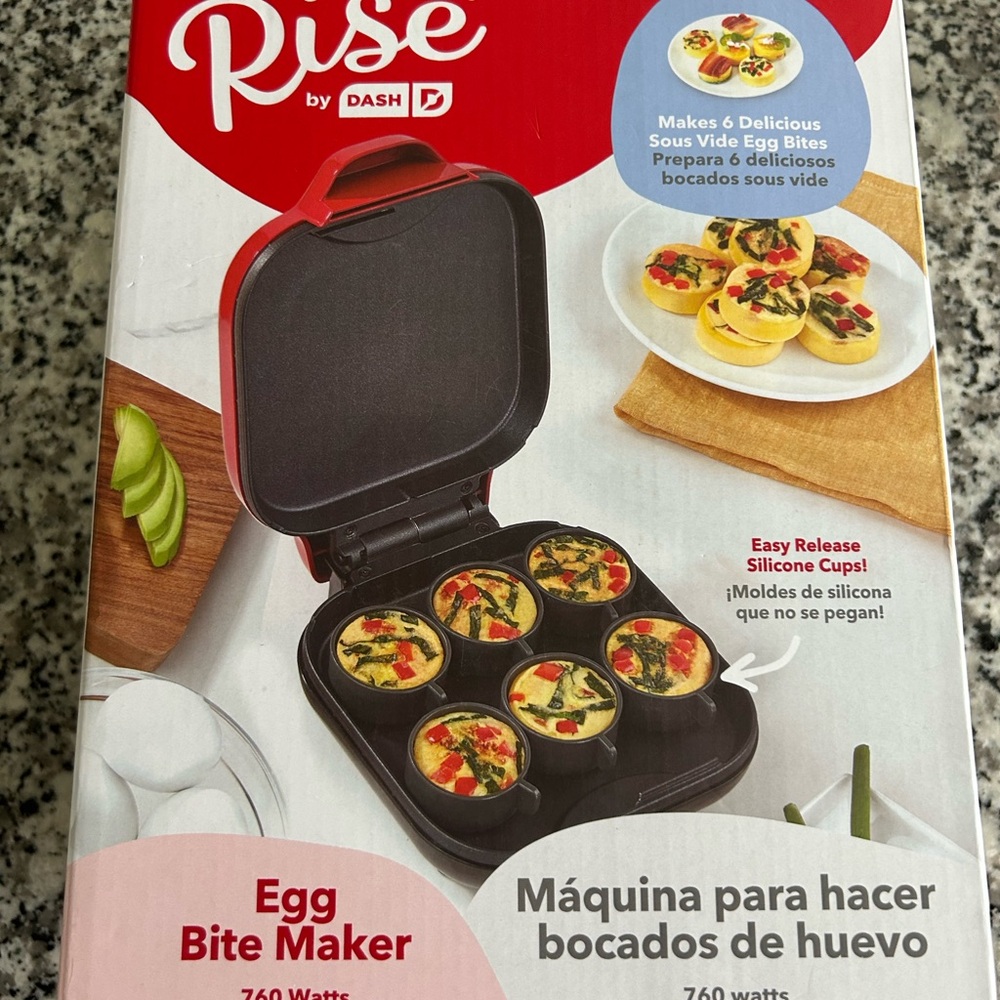 NIB Dash Red Egg Bite Maker